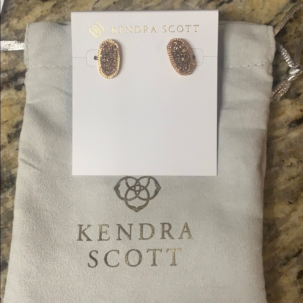 NWT Kendra Scott Rose Gold Stud Earrings